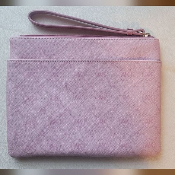Anne Klein NWOTS Pink Wristlet Clutch - Picture 2 of 3